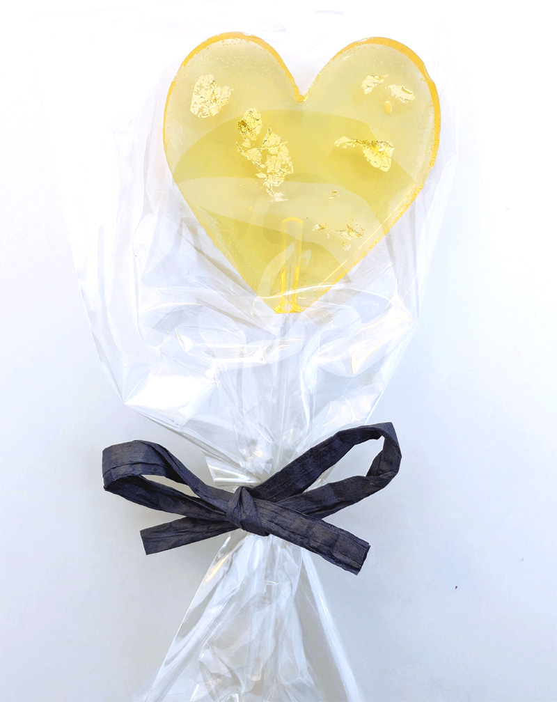 lollie in herzform mit blattgold